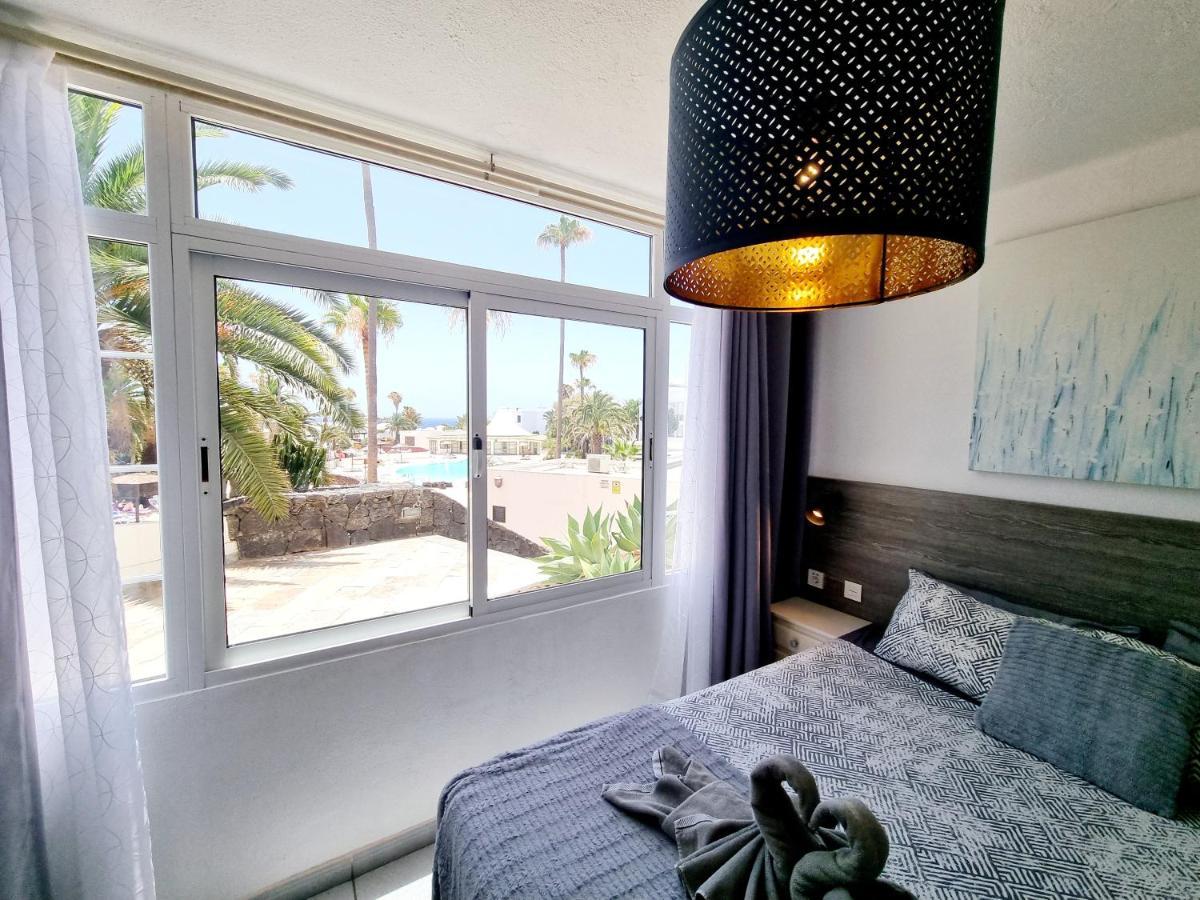 Luxury Apartamento Luz De Mar Complejo Playa Roca Costa Teguise Eksteriør billede