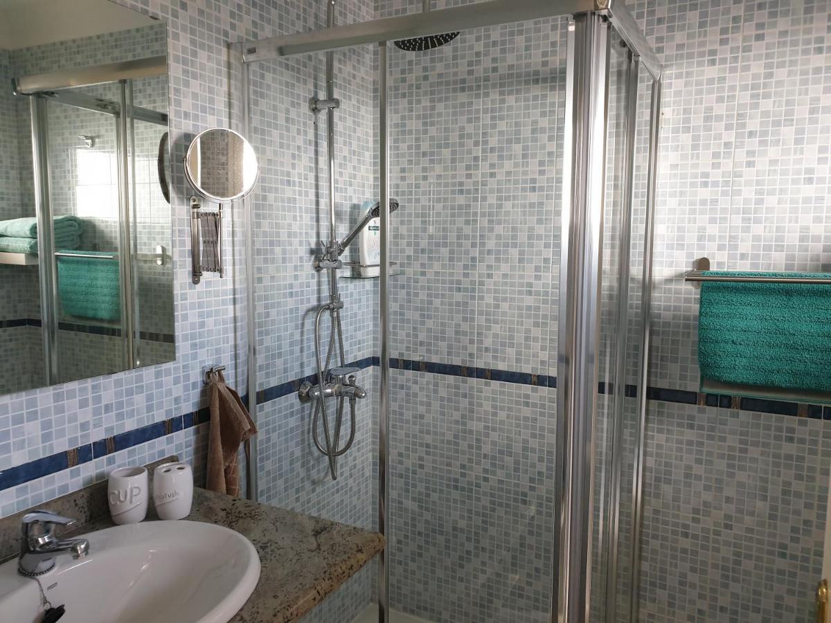 Luxury Apartamento Luz De Mar Complejo Playa Roca Costa Teguise Eksteriør billede